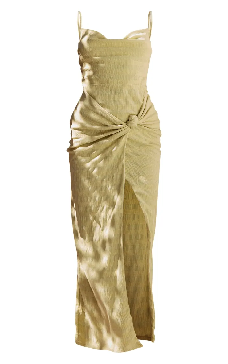 Robe longue texturée vert olive à col bénitier noué